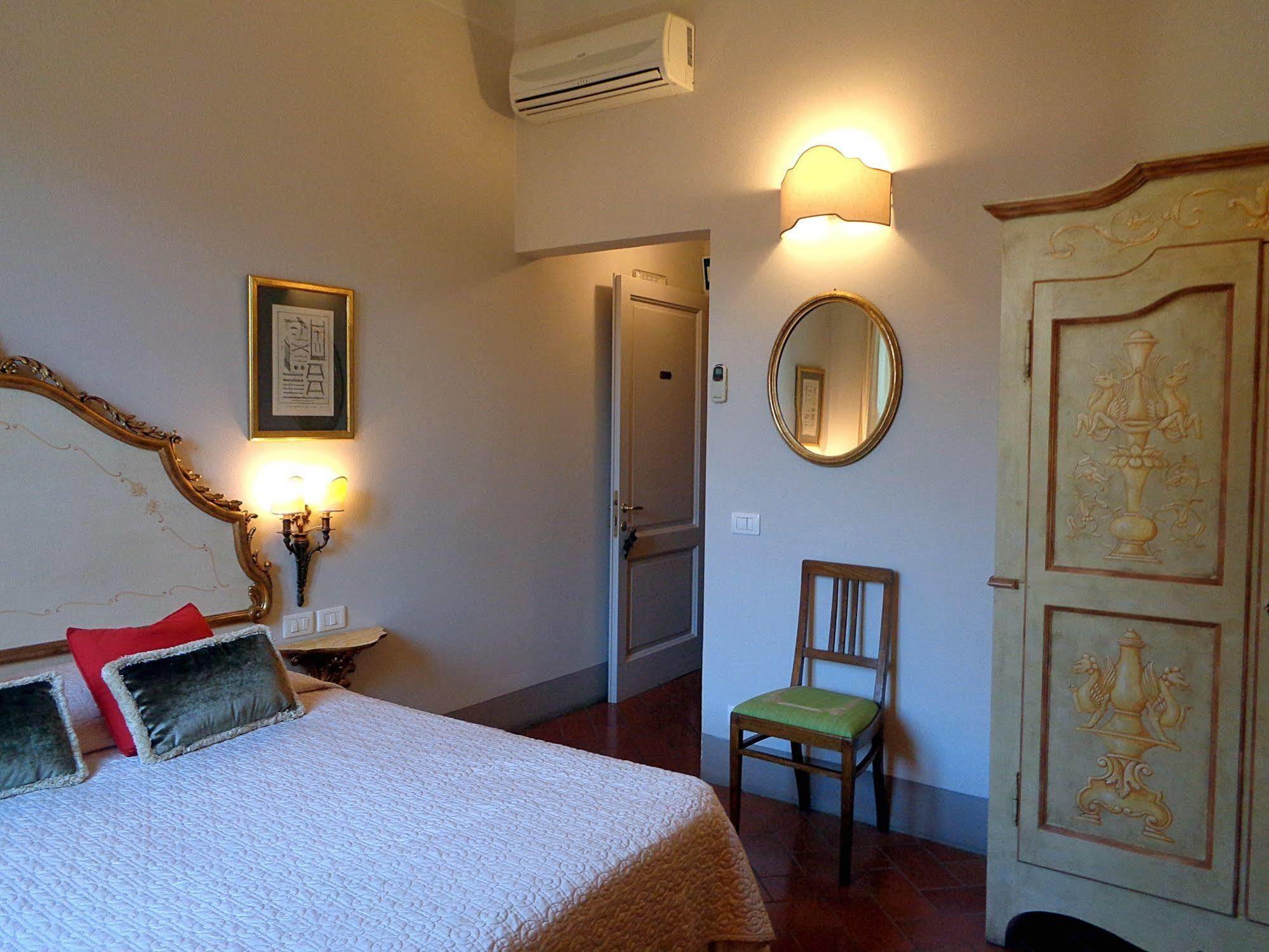 Relais Cavalcanti Guest House Florencia Exterior foto